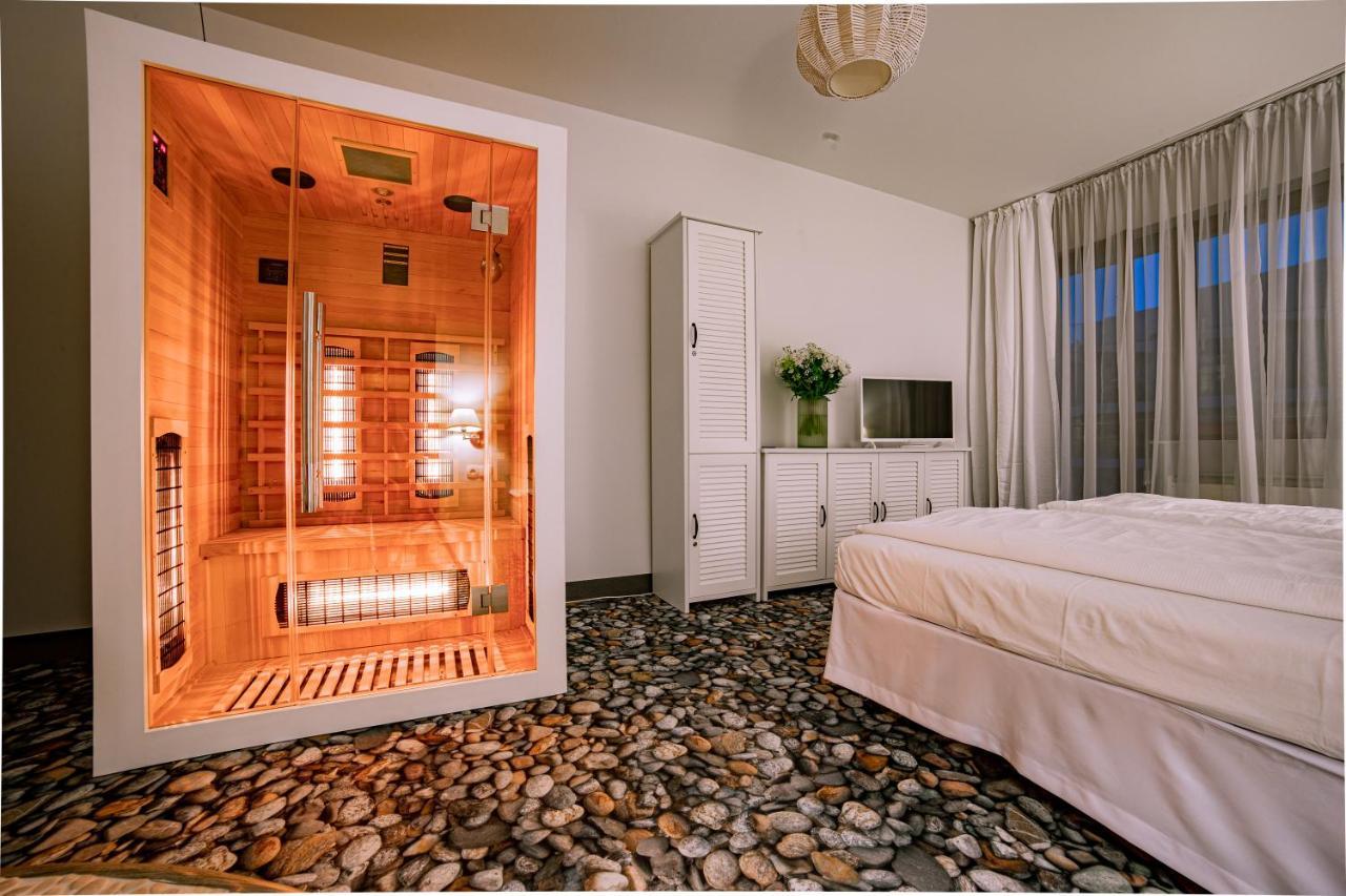 Apartament Rodzinny Beach Sauna&Jacuzzi Arka Medical Spa Kolberg Exterior foto
