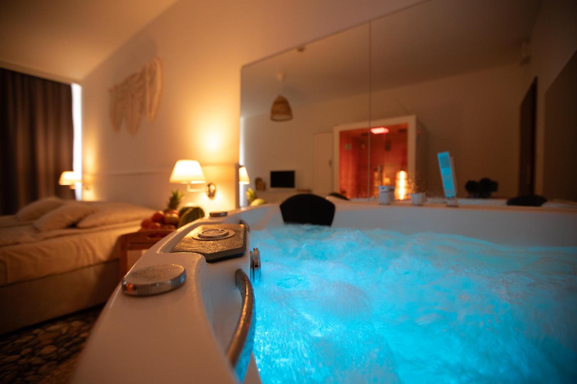 Apartament Rodzinny Beach Sauna&Jacuzzi Arka Medical Spa Kolberg Exterior foto